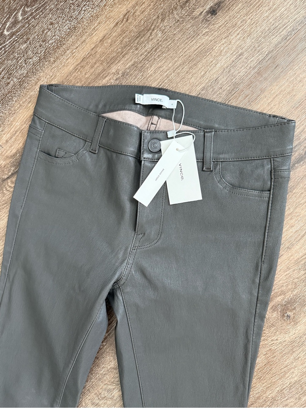 Vince Lamb Leather Skinny Pants Gray Taupe Size 0 NWT Luxury Stretch Leather